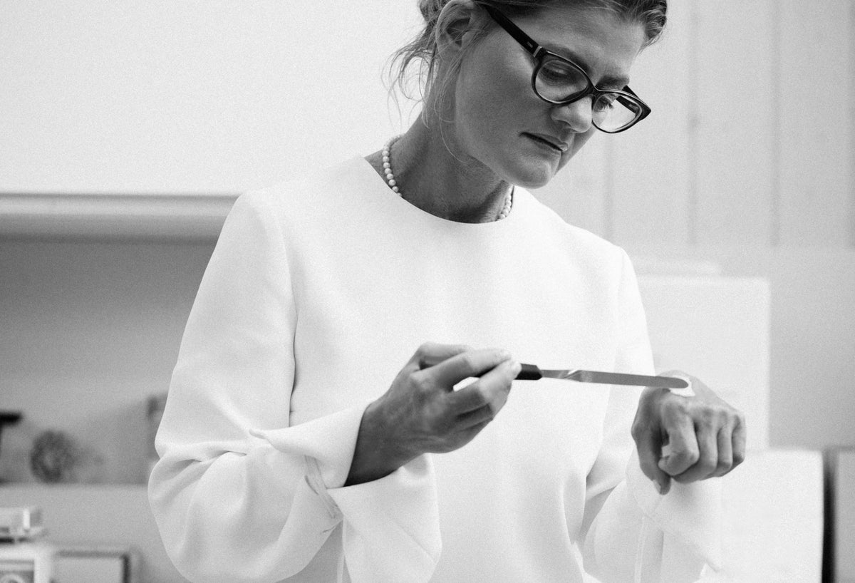 Dr. Christiane Hanay bei der Arbeit im Labor
